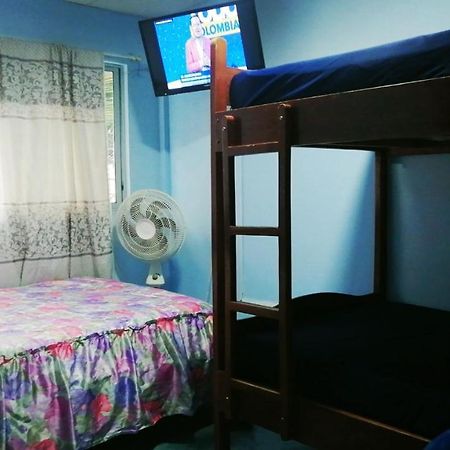 Hostal Aruba Atacames Luaran gambar